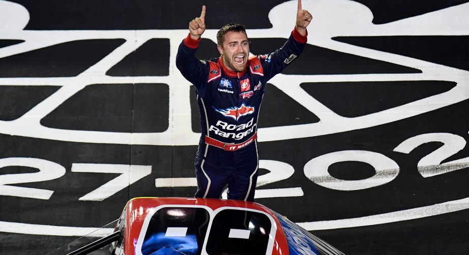 Ty Majeski wins Truck Series race at Bristol, earns spot in Phoenix