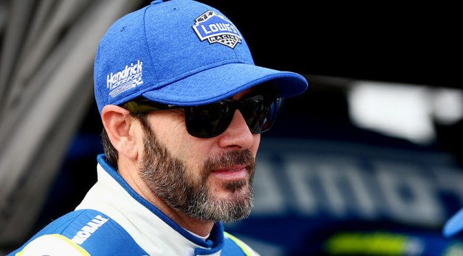 Featured Image for Jimmie Johnson reveals patriotic paint scheme at Fort Bragg