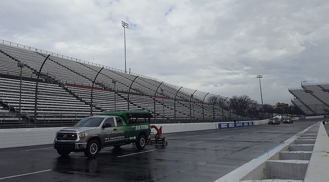Martinsville qualifying washed out by rain
