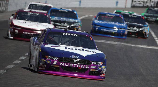 Texas six-shooter: Bubba Wallace extends streak