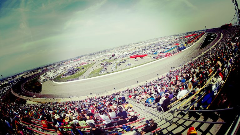 Auto Club is looking for your yearbook photos for 20th reunion ...