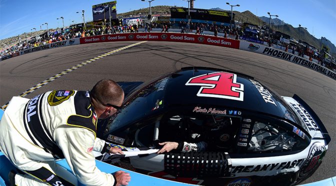 Featured image for Harvick, Junior, Suarez highlight crucial preseason Phoenix test
