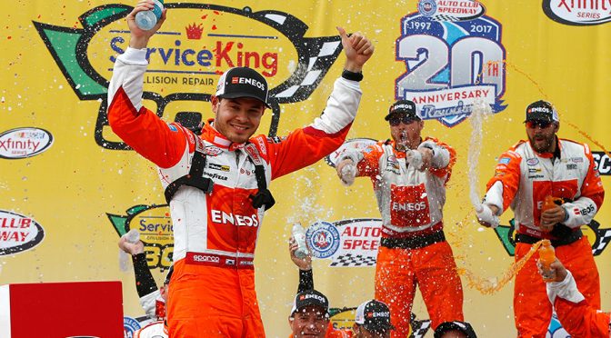 Featured Image for Larson hangs on for XFINITY triumph at Auto Club