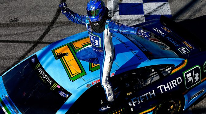 Stenhouse captures first Monster Energy Series win at Talladega