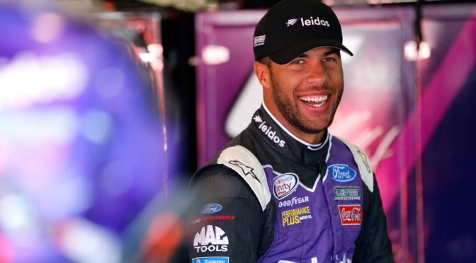 Bubba Wallace, Elliott Sadler to present at ACM Awards