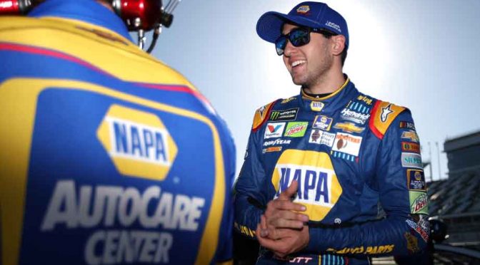 Featured Image for Chase Elliott helping kids near his home track