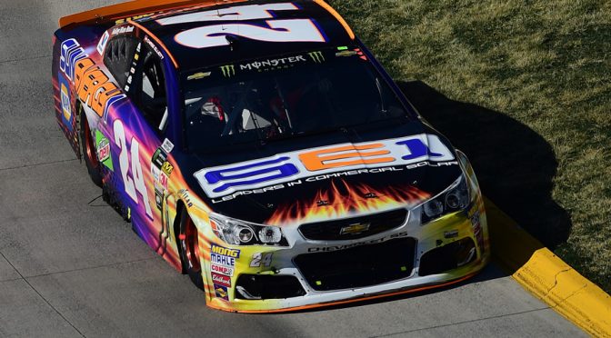 Elliott wins Stage 2 at Martinsville; Truex takes Stage 1