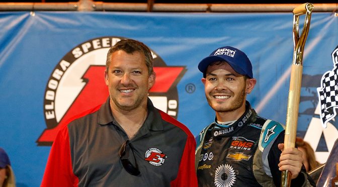 Featured image for Tony Stewart: ‘I would love to have’ Kyle Larson at Stewart-Haas Racing