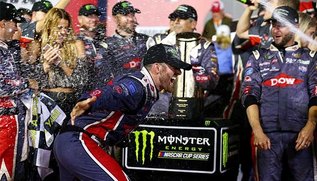Featured Image for Glove love: Austin Dillon honored to swap with servicemember