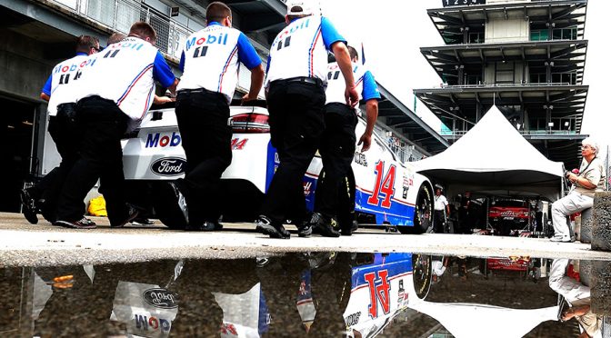 Featured Image for Lightning warning, rain interrupt Monster Energy Series race at Indianapolis