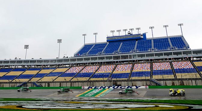 Featured image for Rain alters on-track activity at Kentucky