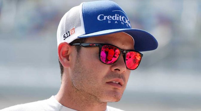 Featured Image for Kyle Larson celebrates Fourth of July with another sprint car win