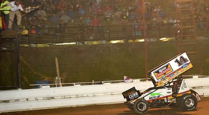 Stewart, Larson work Monday magic with sprint car wins