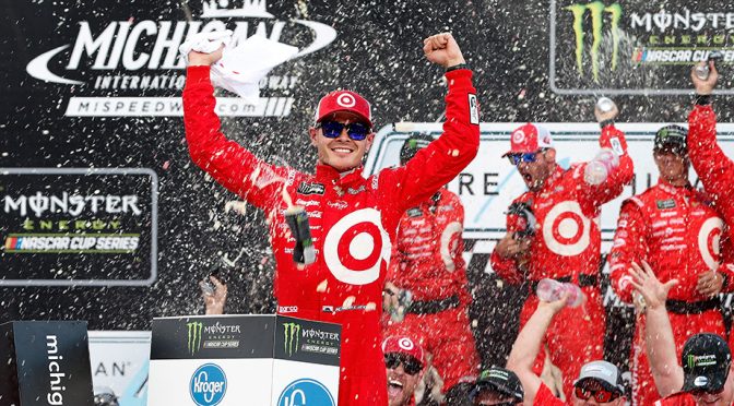 Featured image for Kyle Larson foils Truex, works overtime to boost Michigan winning streak