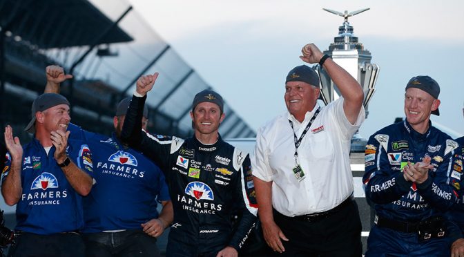 Featured image for Rick Hendrick working with Kasey Kahne to secure 2018 ride