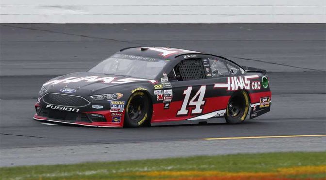 Featured image for Penalty report: SHR No. 14 team fined for lug-nut infraction