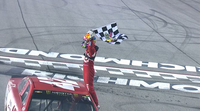 Kyle Larson foils Truex, snags Richmond win in regular-season finale