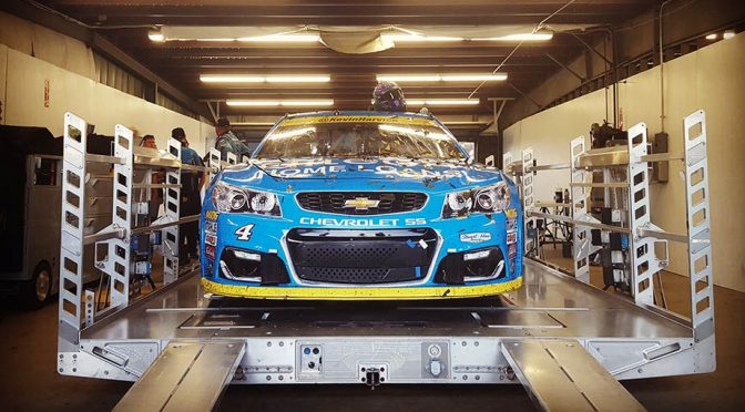 Featured image for All 16 Chase cars clear post-race inspection