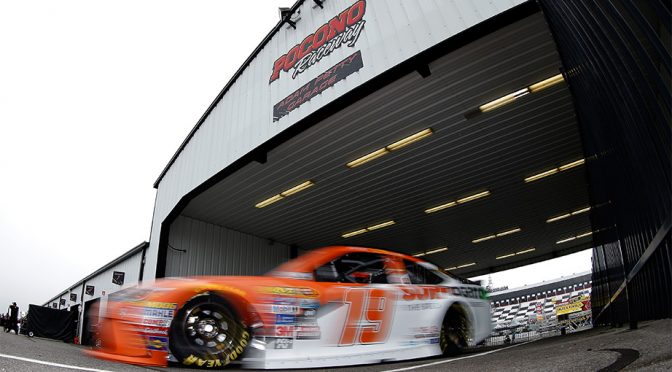 Edwards tops rain, fog-shortened Pocono practice