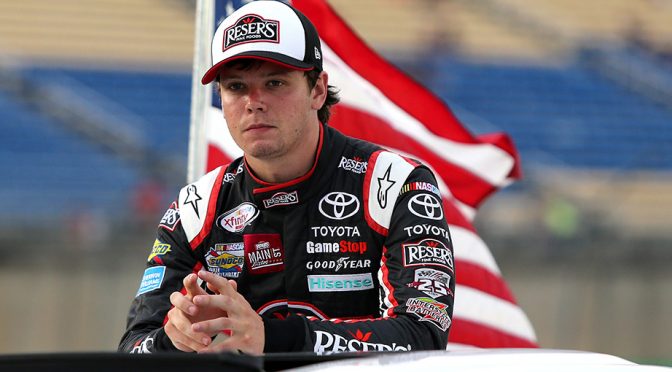 Featured Image for Erik Jones left frustrated by late mistake at Kentucky