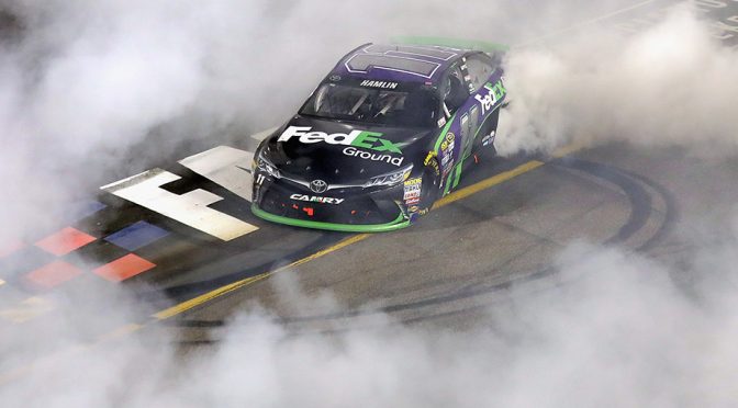 Denny Hamlin wins regular-season finale at Richmond