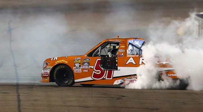 Suarez wins at Phoenix as Byron misses Championship 4