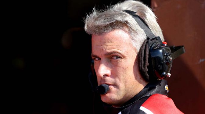 Featured Image for Borland returns to pit box for 2017 as No. 27 crew chief