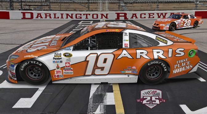 Carl Edwards' Darlington paint scheme revealed