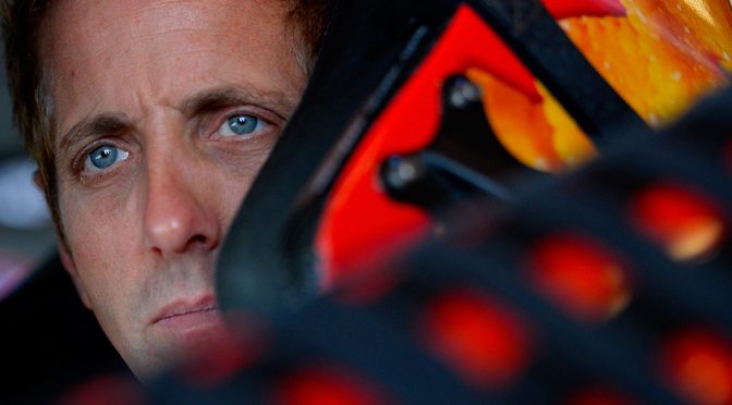 Biffle honors Kulwicki with Darlington scheme