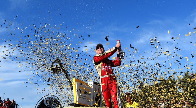 Bruce: Harvick continues to thrive in must-win scenarios