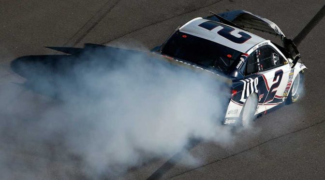 Versatile pit crews help save points after wrecks