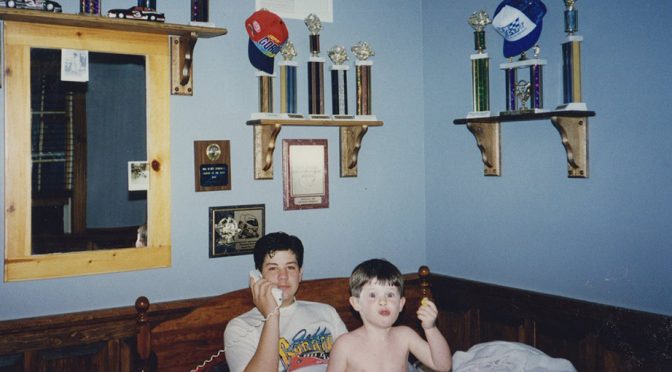 Jeff Gordon reacts to throwback photo of Truex wearing No. 24 gear