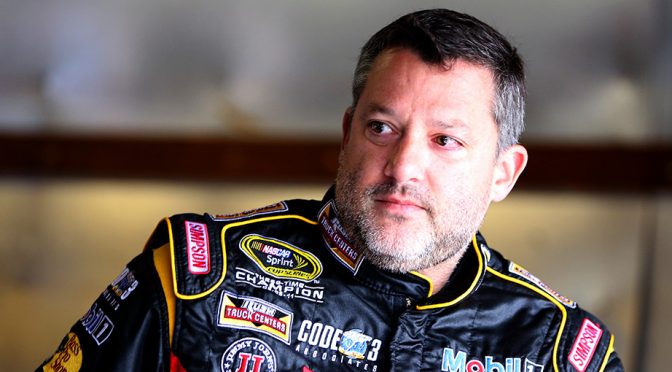 Featured image for Stewart makes 600th Sprint Cup start count