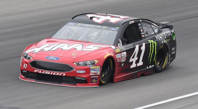Kurt Busch wins Texas pole; Chase Elliott misses qualifying