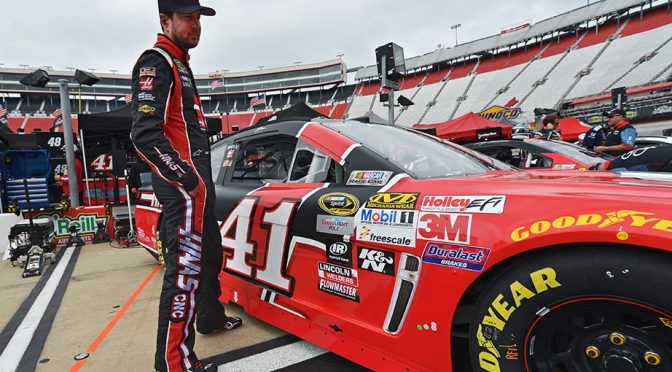 Kurt Busch atop chart in final Bristol practice