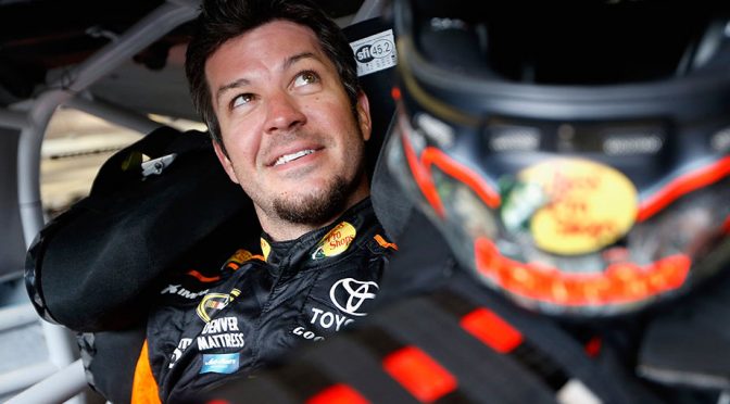 Featured image for Truex Jr. travels fast in final Texas practice