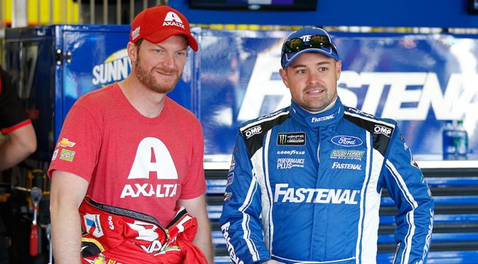 Featured Image for JR Motorsports assembles backup pit crews; Stenhouse Jr. offers to pitch in