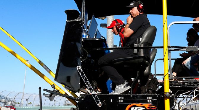 Featured Image for Chad Knaus to help Justin Allgaier atop pit box during XFINITY finale