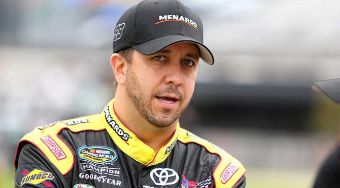 Crafton tops Texas trucks with Keystone Light Pole