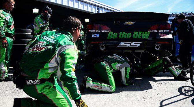 Featured Image for Dale Jr.: No. 88 keeps digging for points, win