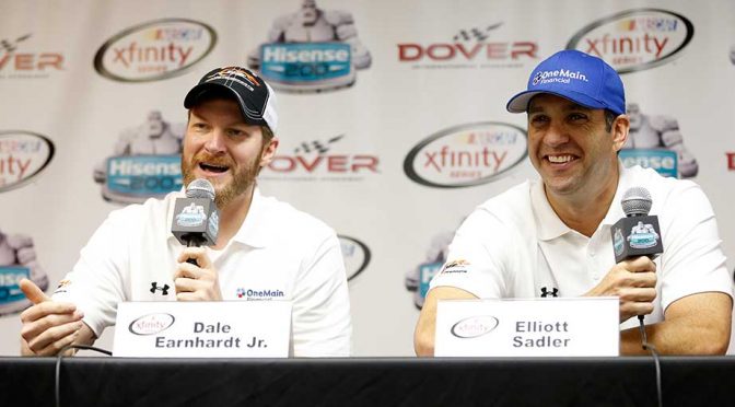 Featured Image for Elliott Sadler to join JR Motorsports for '16 season