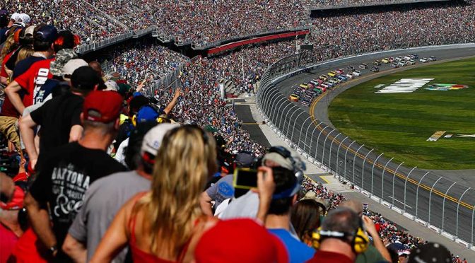 Live chat: Daytona