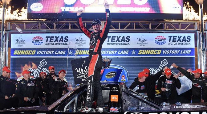 Jones dominates at Texas, extends championship lead