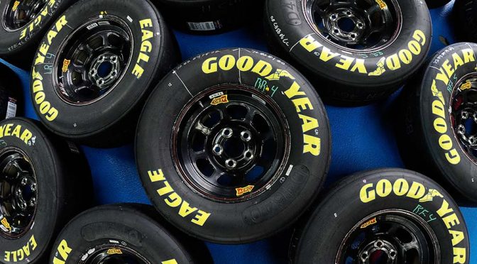NASCAR: Harvick, Logano Phoenix tires are OK