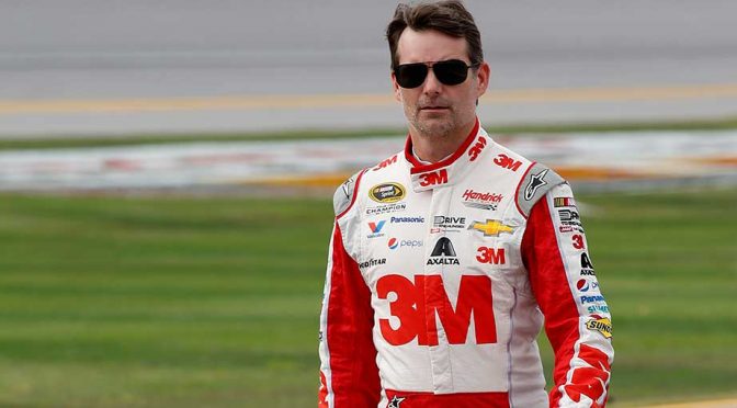 Jeff Gordon's dream for fifth title stays alive