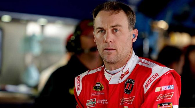 Harvick, Kahne top Sprint Cup practices at Dover