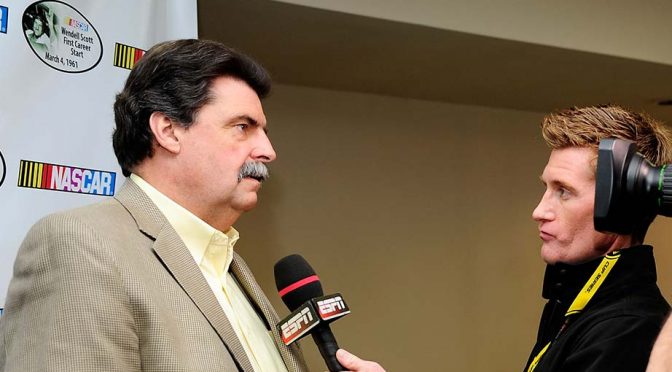 NASCAR salutes ESPN at drivers' meeting