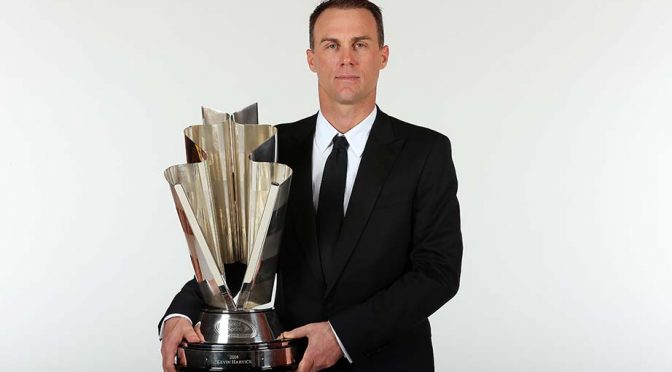 Harvick scores NMPA Driver of the Year Award