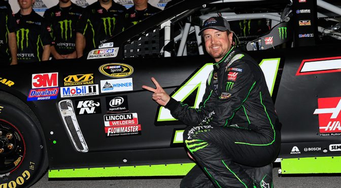Featured Image for Kurt Busch flies to Coors Light Pole in Vegas
