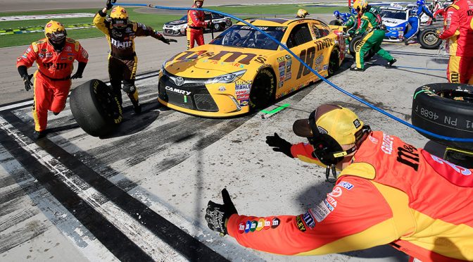 Busch, Stevens fighting tire issue at Auto Club
